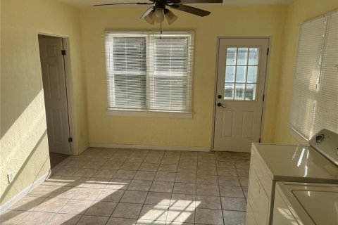 House in Daytona Beach, Florida 3 bedrooms, 100.33 sq.m. № 2234079 - photo 20
