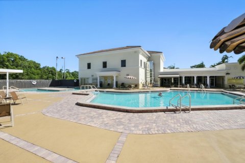 Condo in West Palm Beach, Florida, 2 bedrooms  № 1889528 - photo 25