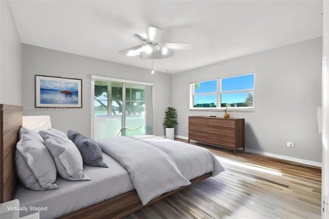 Condo in West Palm Beach, Florida, 2 bedrooms  № 1889528 - photo 1