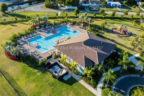 Townhouse in Miami, Florida 3 bedrooms, 157.47 sq.m. № 2075234 - photo 4