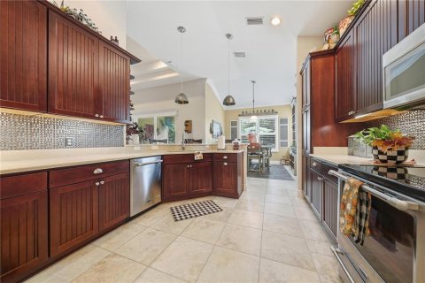 Villa ou maison à vendre à Oxford, Floride: 3 chambres, 186.08 m2 № 2398664 - photo 11