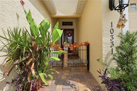 Villa ou maison à vendre à Oxford, Floride: 3 chambres, 186.08 m2 № 2398664 - photo 4