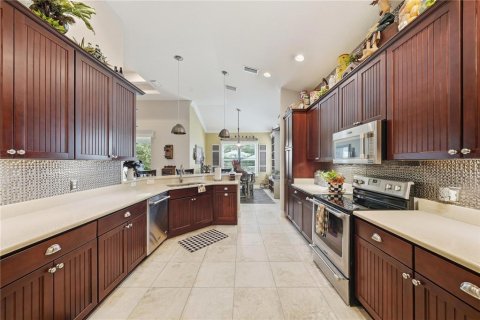 Villa ou maison à vendre à Oxford, Floride: 3 chambres, 186.08 m2 № 2398664 - photo 12