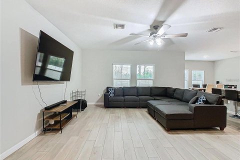 Villa ou maison à vendre à Haines City, Floride: 5 chambres, 279.73 m2 № 2408748 - photo 7