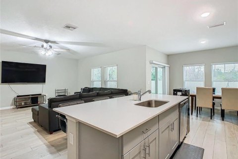 Villa ou maison à vendre à Haines City, Floride: 5 chambres, 279.73 m2 № 2408748 - photo 13