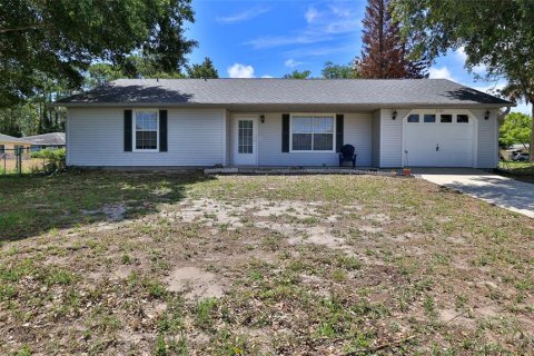 House in Edgewater, Florida 2 bedrooms, 120.68 sq.m. № 2109959