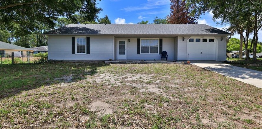 House in Edgewater, Florida 2 bedrooms, 120.68 sq.m. № 2109959