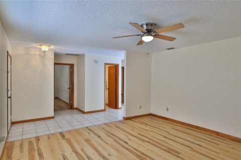 House in Edgewater, Florida 2 bedrooms, 120.68 sq.m. № 2109959 - photo 6