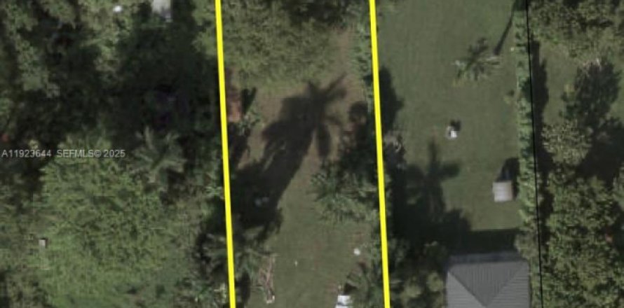 Land in Miami, Florida № 1977467