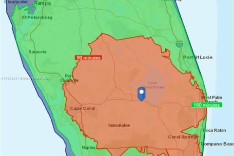 Купить коммерческую недвижимость в Клуистон, Флорида № 1985110 - фото 2