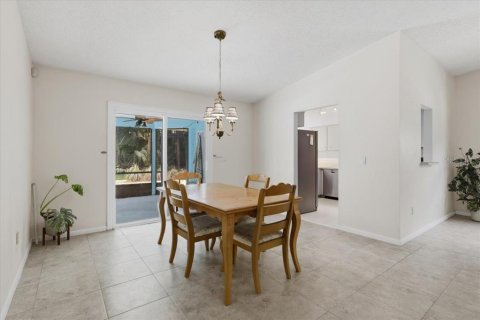 Casa en venta en Palm Coast, Florida, 3 dormitorios, 162.58 m2 № 2226383 - foto 12