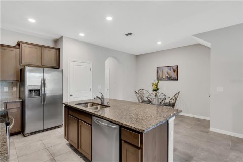 Townhouse in Sarasota, Florida 3 bedrooms, 160.16 sq.m. № 1835276 - photo 15