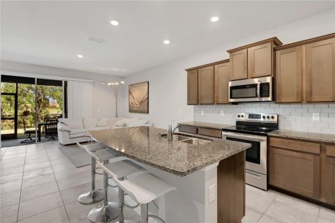 Townhouse in Sarasota, Florida 3 bedrooms, 160.16 sq.m. № 1835276 - photo 5