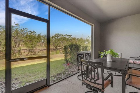 Townhouse in Sarasota, Florida 3 bedrooms, 160.16 sq.m. № 1835276 - photo 4