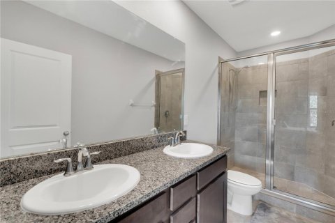Townhouse in Sarasota, Florida 3 bedrooms, 160.16 sq.m. № 1835276 - photo 26