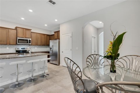 Townhouse in Sarasota, Florida 3 bedrooms, 160.16 sq.m. № 1835276 - photo 13