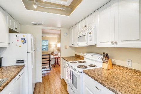 Touwnhouse à louer à Sanford, Floride: 3 chambres, 166.48 m2 № 2114828 - photo 4