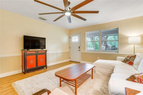 Touwnhouse à louer à Sanford, Floride: 3 chambres, 166.48 m2 № 2114828 - photo 5