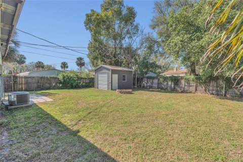 House in Sanford, Florida 2 bedrooms, 123.47 sq.m. № 1514334 - photo 20