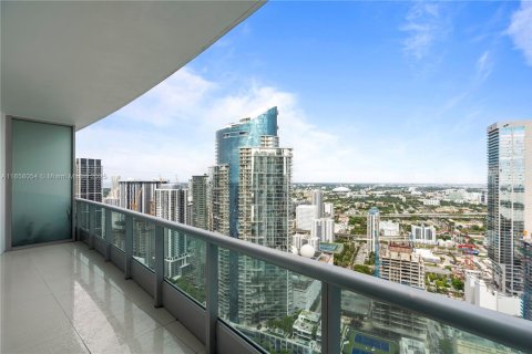 Condo in Miami, Florida, 2 bedrooms  № 1888929 - photo 19