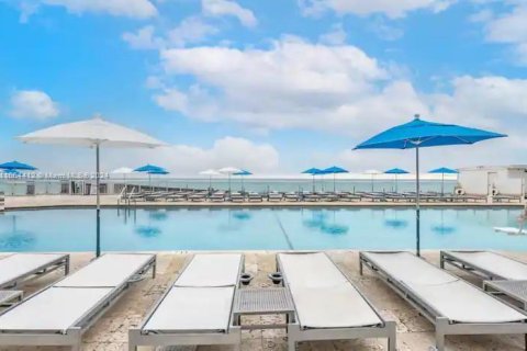 Copropriété à louer à Sunny Isles Beach, Floride: 33.44 m2 № 1811566 - photo 13