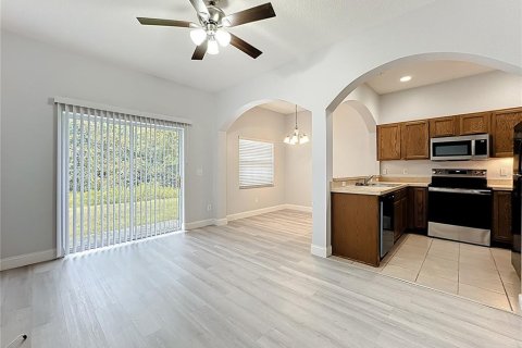 Adosado en venta en Orlando, Florida, 3 dormitorios, 127.65 m2 № 1913673 - foto 7