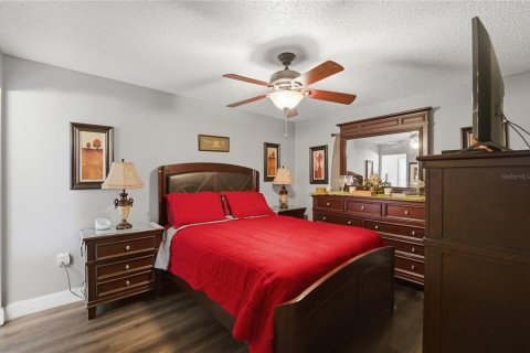House in Poinciana, Florida 3 bedrooms, 104.61 sq.m. № 2097290 - photo 19