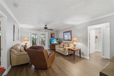 House in Poinciana, Florida 3 bedrooms, 104.61 sq.m. № 2097290 - photo 8