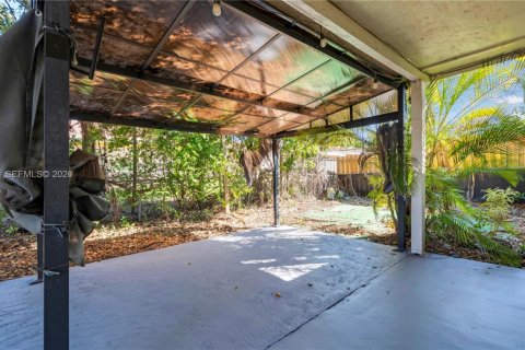 Снять в аренду виллу или дом в Корал-Спрингс, Флорида 3 спальни, 150.87м2, № 2051301 - фото 27