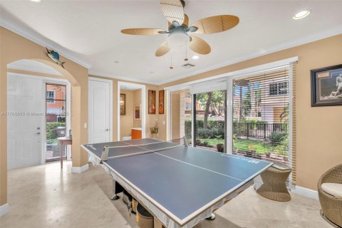 Townhouse in Boca Raton, Florida 3 bedrooms, 282.05 sq.m. № 1696541 - photo 11