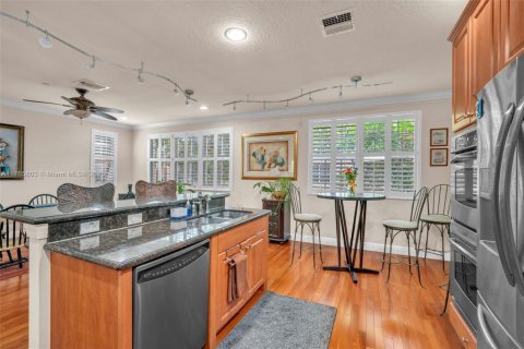 Townhouse in Boca Raton, Florida 3 bedrooms, 282.05 sq.m. № 1696541 - photo 30