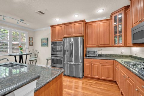 Townhouse in Boca Raton, Florida 3 bedrooms, 282.05 sq.m. № 1696541 - photo 29
