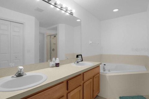 Casa en venta en Kissimmee, Florida, 3 dormitorios, 169.55 m2 № 1918079 - foto 11
