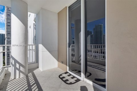 Condominio en alquiler en Miami, Florida, 3 dormitorios, 159.7 m2 № 2008698 - foto 29