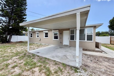 Villa ou maison à louer à Saint Petersburg, Floride: 2 chambres, 95.97 m2 № 2149342 - photo 24