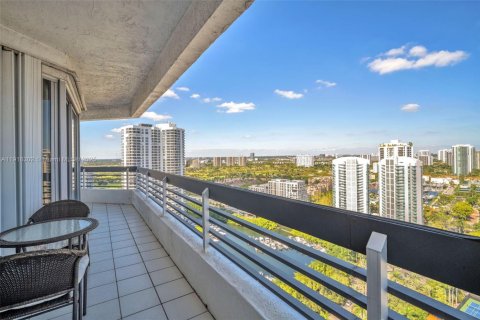 Купить кондоминиум в Авентура, Флорида 2 спальни, 126.44м2, № 1974878 - фото 23