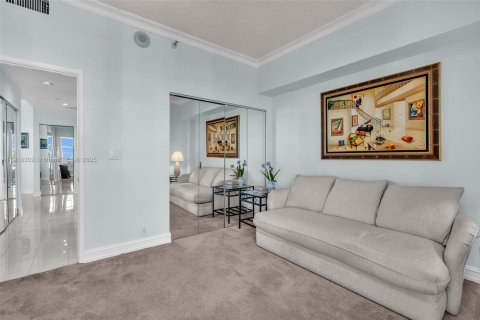Купить кондоминиум в Авентура, Флорида 2 спальни, 126.44м2, № 1974878 - фото 14