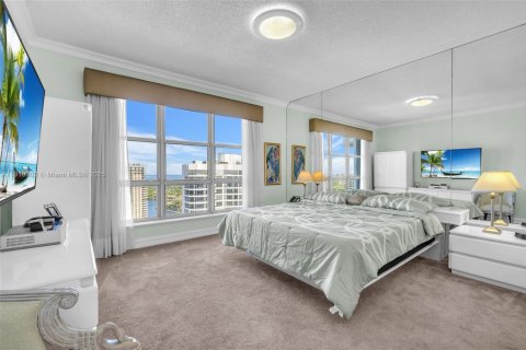 Купить кондоминиум в Авентура, Флорида 2 спальни, 126.44м2, № 1974878 - фото 17
