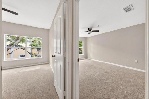 Купить кондоминиум в Мейтленд, Флорида 6 комнат, 118.91м2, № 2107664 - фото 24