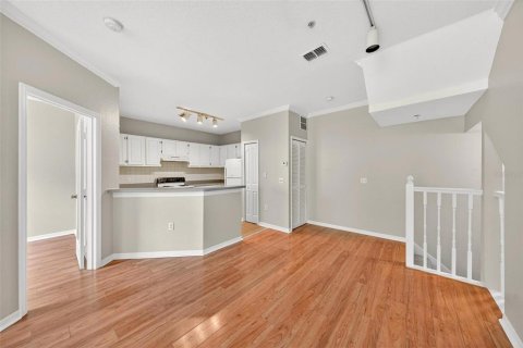Купить кондоминиум в Мейтленд, Флорида 6 комнат, 118.91м2, № 2107664 - фото 5