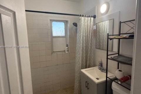 Купить виллу или дом в Майами, Флорида 3 спальни, 237.83м2, № 2029185 - фото 13