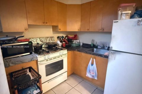 Купить виллу или дом в Майами, Флорида 3 спальни, 237.83м2, № 2029185 - фото 21