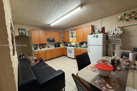 Купить виллу или дом в Майами, Флорида 3 спальни, 237.83м2, № 2029185 - фото 23