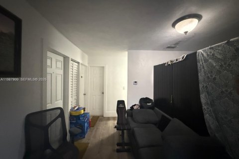 Купить виллу или дом в Майами, Флорида 3 спальни, 237.83м2, № 2029185 - фото 8