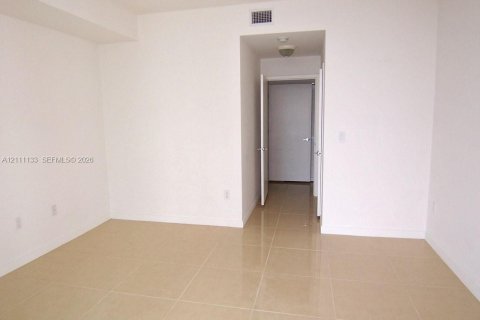 Купить кондоминиум в Майами, Флорида 1 спальня, 64.38м2, № 2427686 - фото 9