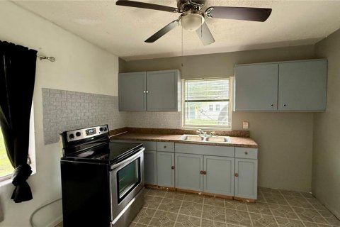 Villa ou maison à louer à Auburndale, Floride: 1 chambre, 53.51 m2 № 2284323 - photo 5