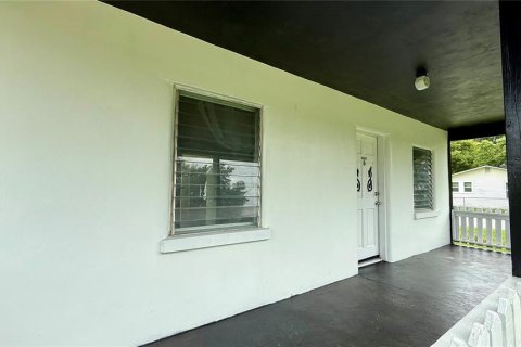 Villa ou maison à louer à Auburndale, Floride: 1 chambre, 53.51 m2 № 2284323 - photo 3