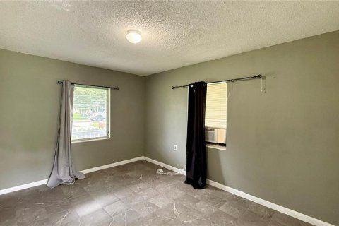 Villa ou maison à louer à Auburndale, Floride: 1 chambre, 53.51 m2 № 2284323 - photo 8