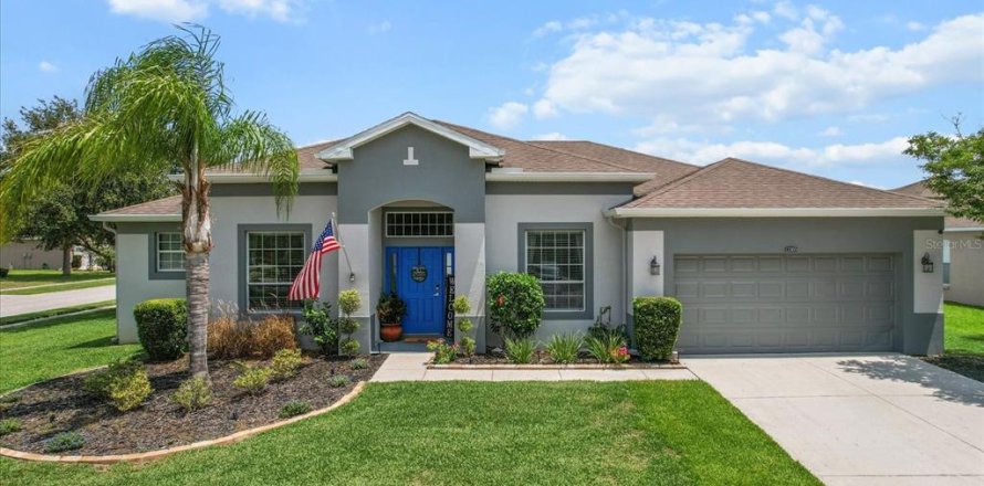 House in Spring Hill, Florida 3 bedrooms, 187.85 sq.m. № 1769008