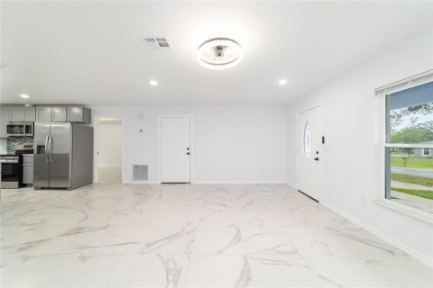 Casa en venta en Dunnellon, Florida, 3 dormitorios, 143.44 m2 № 2111303 - foto 13